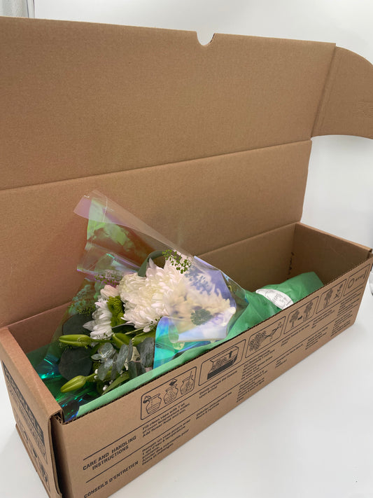 Classic Christmas Mixed Bouquet